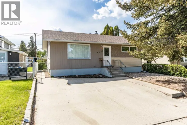 1930 16 Avenue SE, Medicine Hat, Alberta T1A3T3
