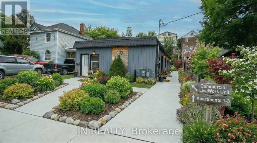 UNIT 1 - 39 SHADE STREET, Cambridge, Ontario N1R4J6