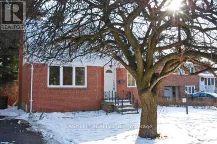 41 CHURCHILL AVENUE, Toronto (Willowdale West), Ontario M2N1Y6