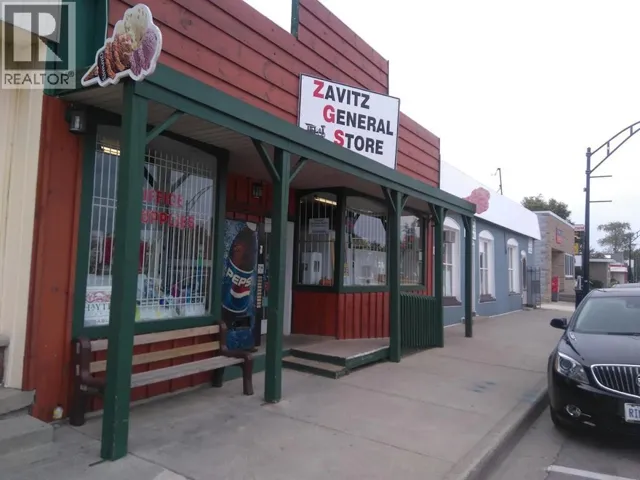 99 MAIN STREET, Lambton Shores, Ontario N0M2N0