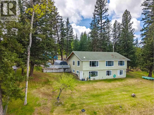 6017 TOOMEY ROAD, Horse Lake, British Columbia V0K2E3