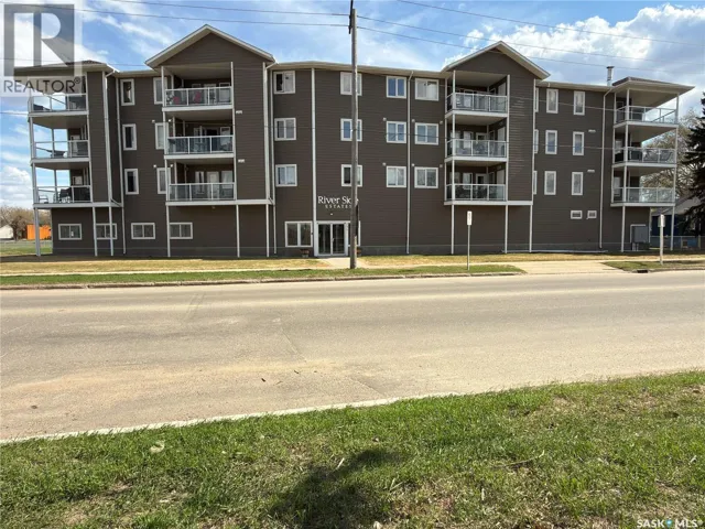 404 395 River STREET E, Prince Albert, Saskatchewan S6V0A3
