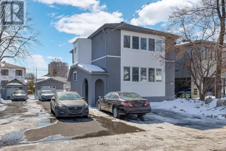 154 COLUMBUS AVENUE, Ottawa, Ontario K1K1R1