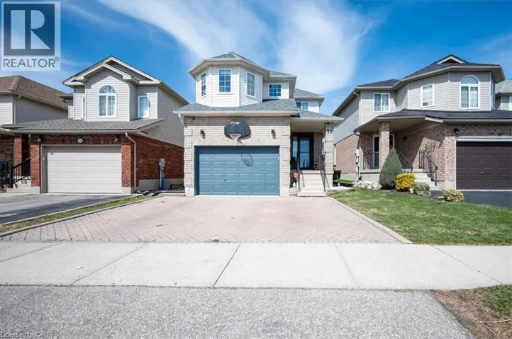 30 HEATHERWOOD Place, Kitchener, Ontario N2N3P4