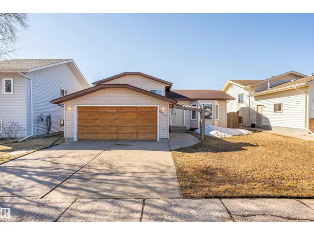 6017 53 AV, Cold Lake, Alberta T9M1T5