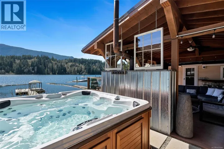 8624 North Shore Rd, Lake Cowichan, British Columbia V0R2G0