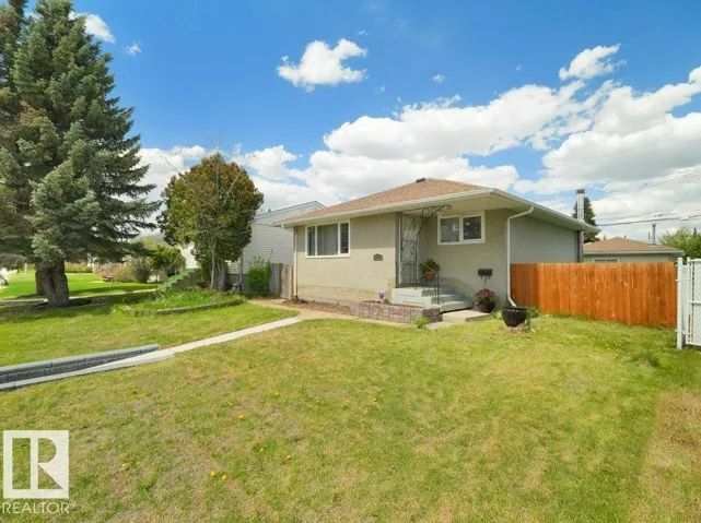 6324 132 AV NW, Edmonton, Alberta T5A0J7