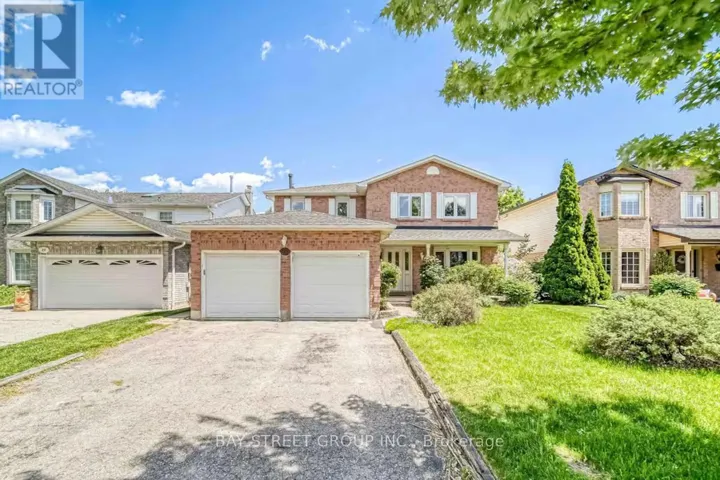 27 GLADIOLA COURT, Whitby (Rolling Acres), Ontario L1R1N8