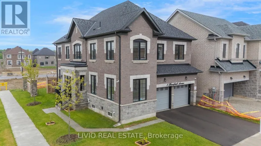 8 HOUSEFINCH AVENUE, Brampton (Snelgrove), Ontario L6Z0K6