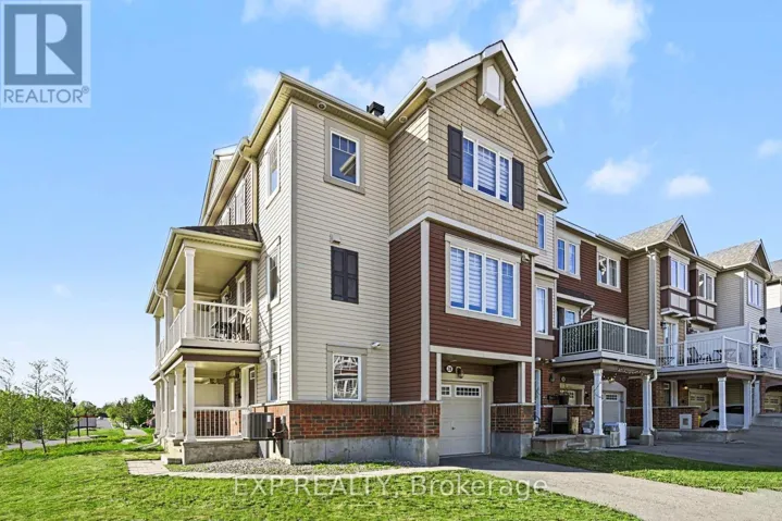 28 STREAMBANK STREET, Ottawa, Ontario K2M0J8