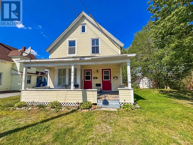 21 Prince Street, Bridgewater, Nova Scotia B4V1C7