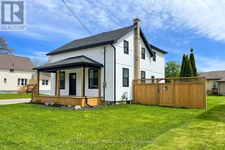 563 7TH AVENUE, Hanover, Ontario N4N2J8
