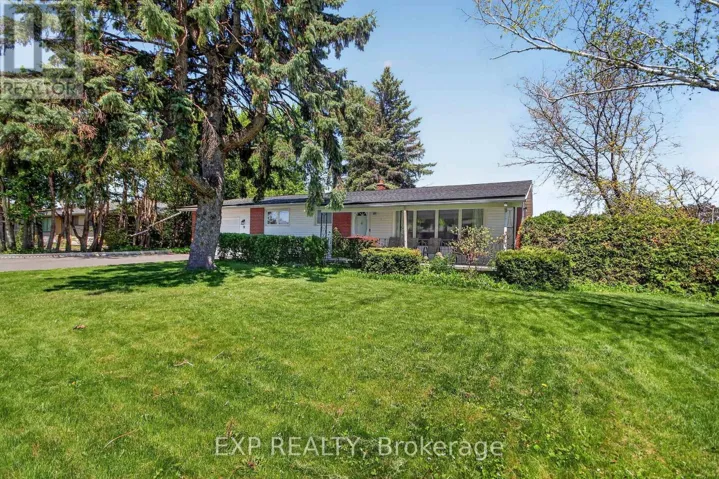 31 BARLYN AVENUE, Ottawa, Ontario K2E5E2