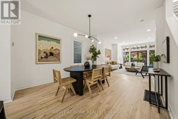 304 RIVERDALE AVENUE, Toronto (Blake-Jones), Ontario M4J1A2