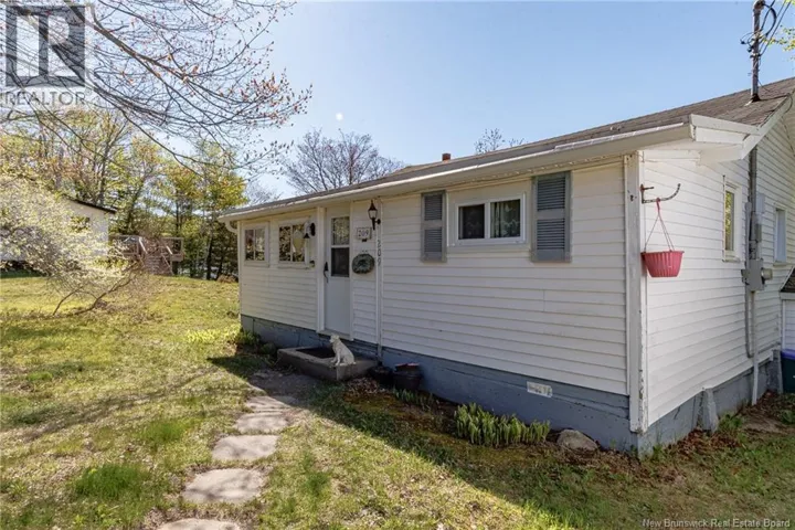 209 CRAWFORD, Saint John, New Brunswick E2N1K8