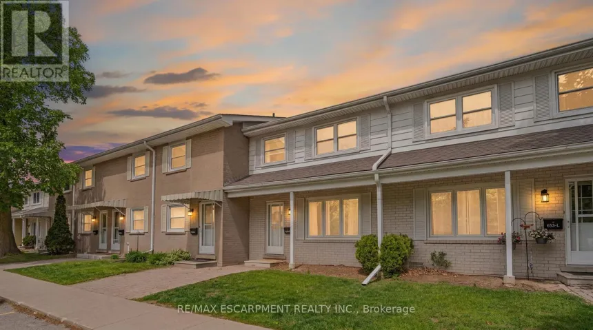 K - 653 ALBERT STREET, Waterloo, Ontario N2L3V5