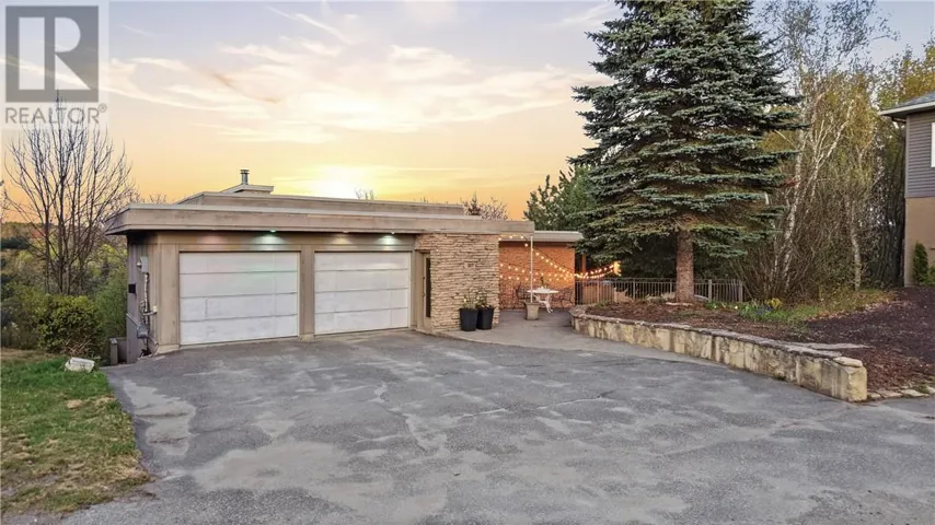 357 Stewart Drive, Sudbury, Ontario P3E2S1