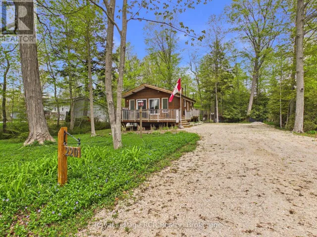 220 SHADYWOOD CRESCENT, Huron-Kinloss, Ontario N2Z2X3