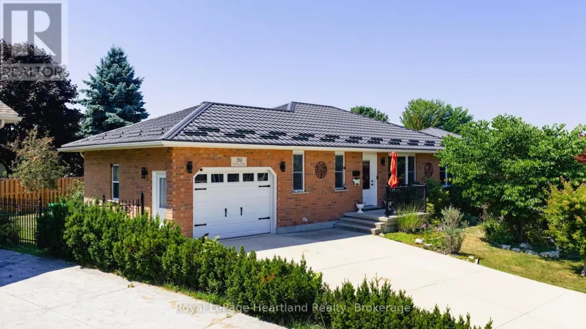 39 BALVINA DRIVE W, Goderich (Goderich (Town)), Ontario N7A4L2