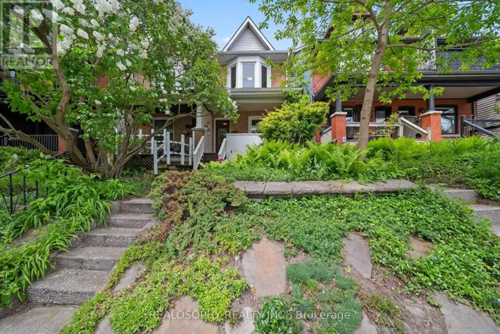 118 IVY AVENUE, Toronto (South Riverdale), Ontario M4L2H7