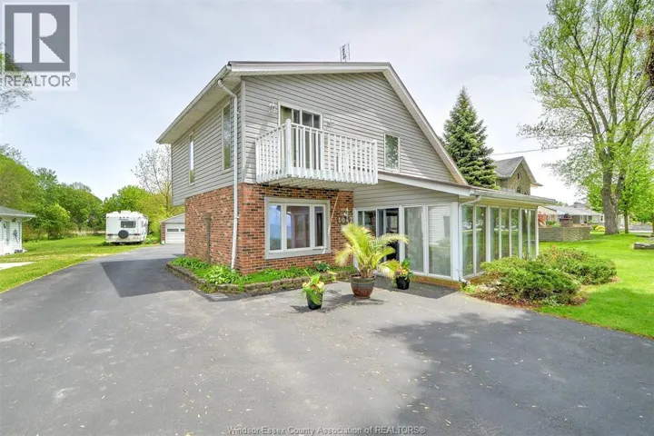 1047 FRONT ROAD South, Amherstburg, Ontario N9V2M4