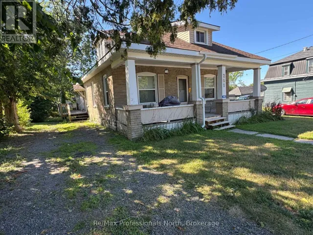 261 HOTCHKISS STREET, Gravenhurst (Muskoka (S)), Ontario P1P1H7