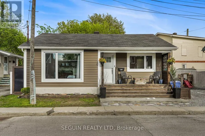 281 HAMPDEN STREET, Hawkesbury, Ontario K6A1Y4