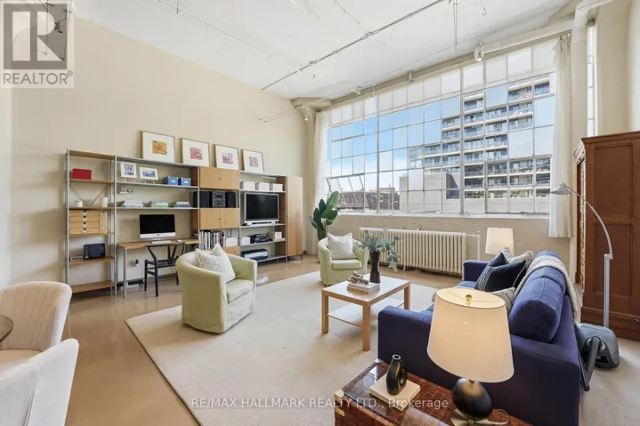 203 - 245 CARLAW AVENUE, Toronto (South Riverdale), Ontario M4M2S6