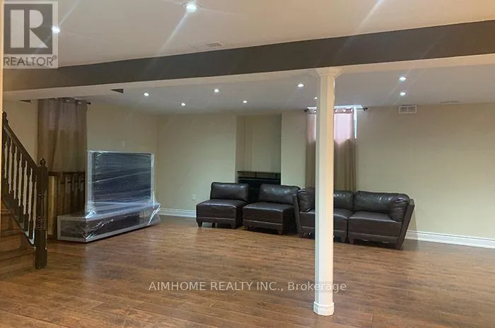 LOWER FLOOR (BASEMENT) - 117 SNIVELY STREET, Richmond Hill (Oak Ridges Lake Wilcox), Ontario L4E4N9