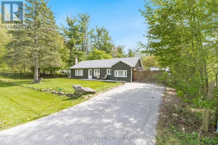 9 COLBORNE STREET, Oro-Medonte, Ontario L4M4S1