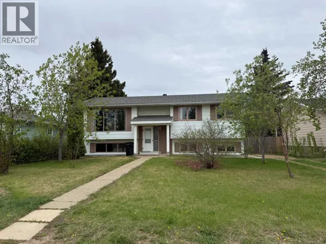 5311 50 Avenue, Grimshaw, Alberta T0H1W0