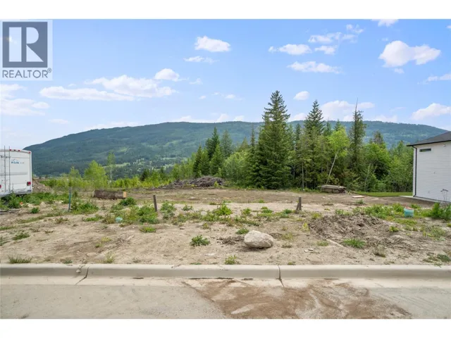 6820 42 Street NE, Salmon Arm, British Columbia V0E1K0