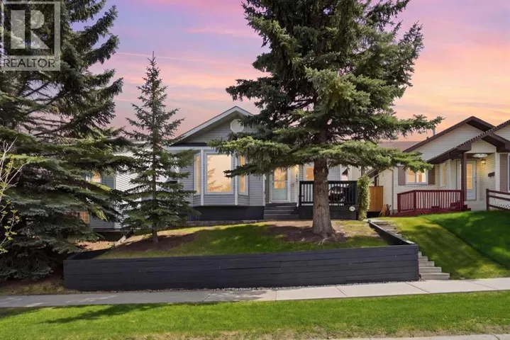 672 Macewan Drive NW, Calgary, Alberta T3K3J5