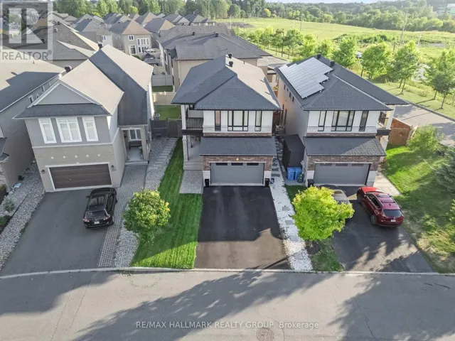 327 BALLINVILLE CIRCLE, Ottawa, Ontario K4M0C4