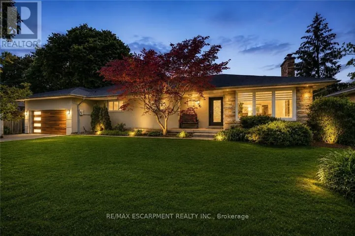 2074 REBECCA STREET, Oakville (BR Bronte), Ontario L6L2A2