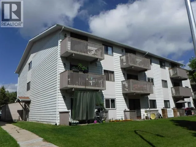 107, 114 Mount Pleasant Drive, Camrose, Alberta T4V2M7