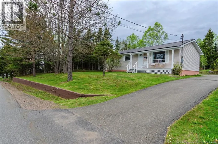 16 Armstrong Crescent, St George, New Brunswick E5C1A1