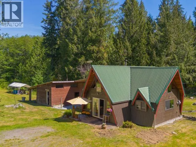 5029 PAXTON ROAD, Texada Island, British Columbia V0N3K0
