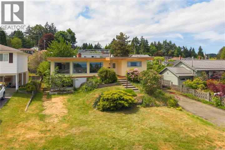2505 Glenayr Dr, Nanaimo, British Columbia V9S3R9