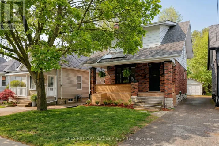 94 BRISCOE STREET E, London South (South F), Ontario N6C1X2
