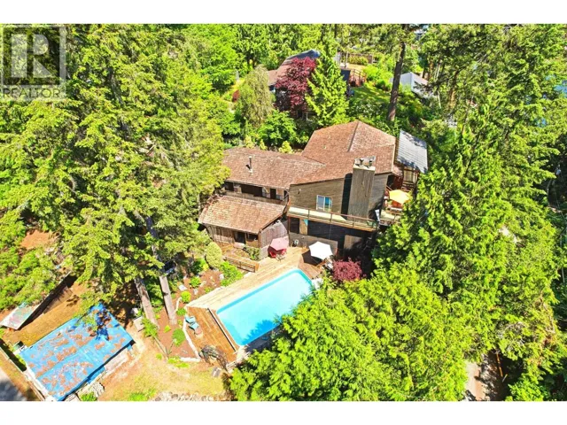5481 INDIAN RIVER DRIVE, North Vancouver, British Columbia V7G2T7