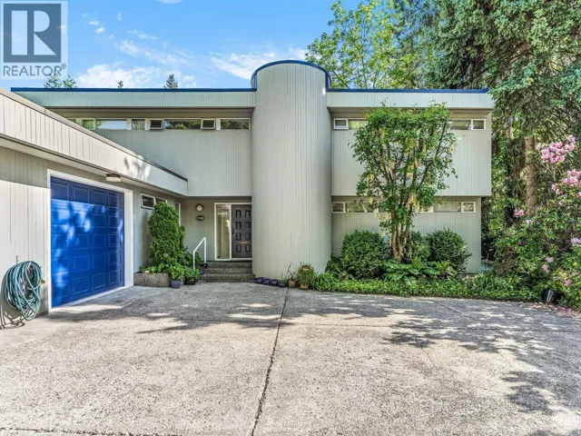 756 ROCHESTER AVENUE, Coquitlam, British Columbia V3K2V8
