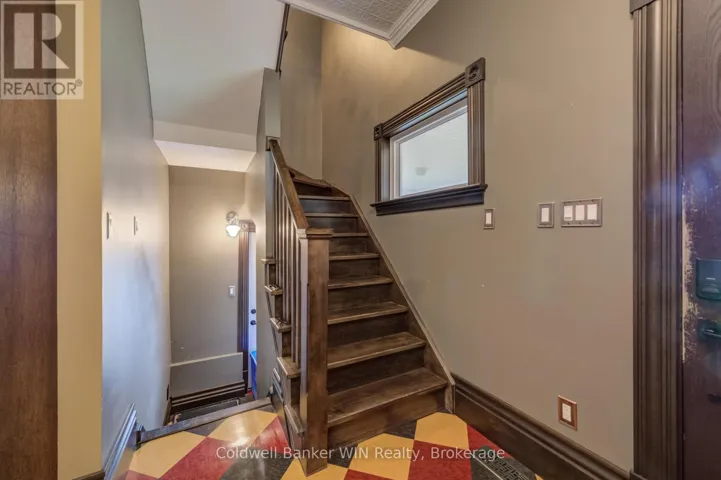 780