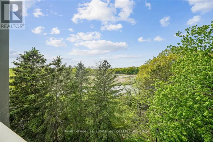 405 - 2511 LAKESHORE ROAD W, Oakville (BR Bronte), Ontario L6L6L9