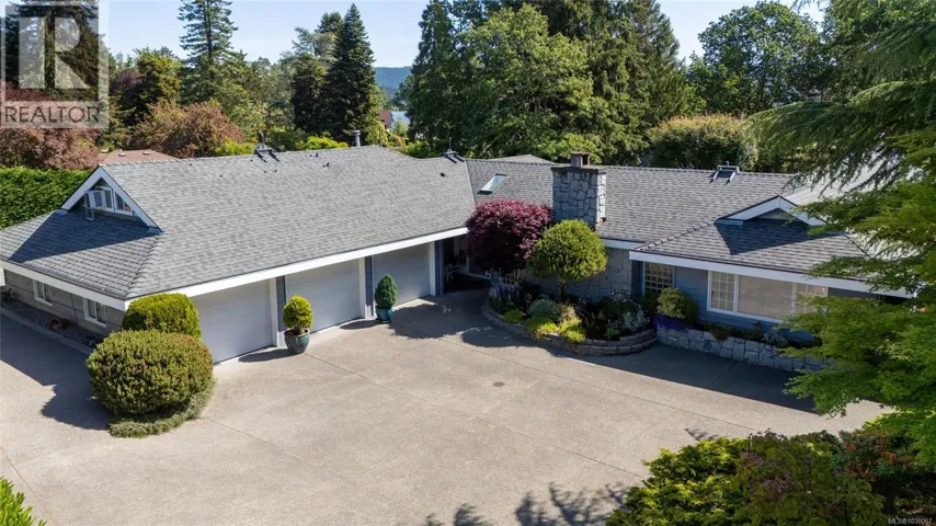 2221 Tarn Pl, Duncan, British Columbia V9L5E7