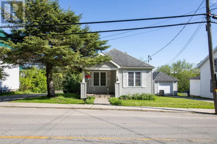 17 MAIN STREET E, Elizabethtown-Kitley, Ontario K0E1M0