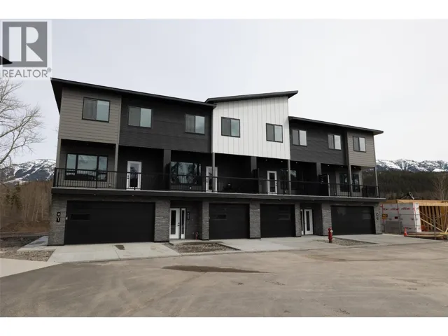 800 Riverside Way Unit# 403, Fernie, British Columbia V0B1M7