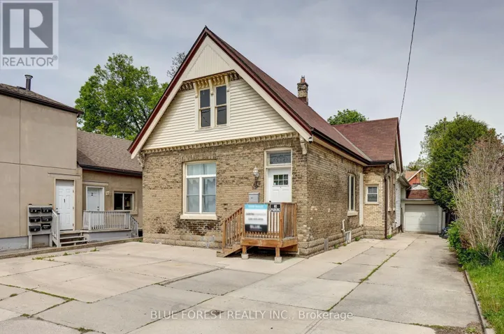 36 ADELAIDE STREET S, London South (South I), Ontario N5Z3K2