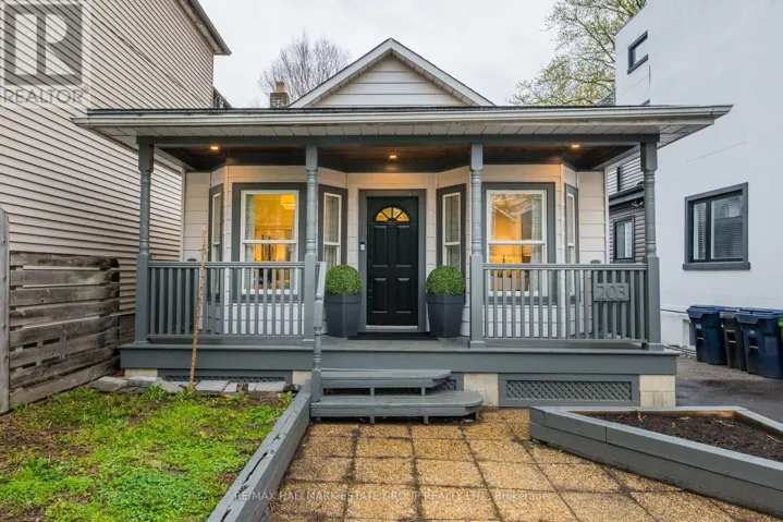 203 RHODES AVENUE, Toronto (Greenwood-Coxwell), Ontario M4L3A2