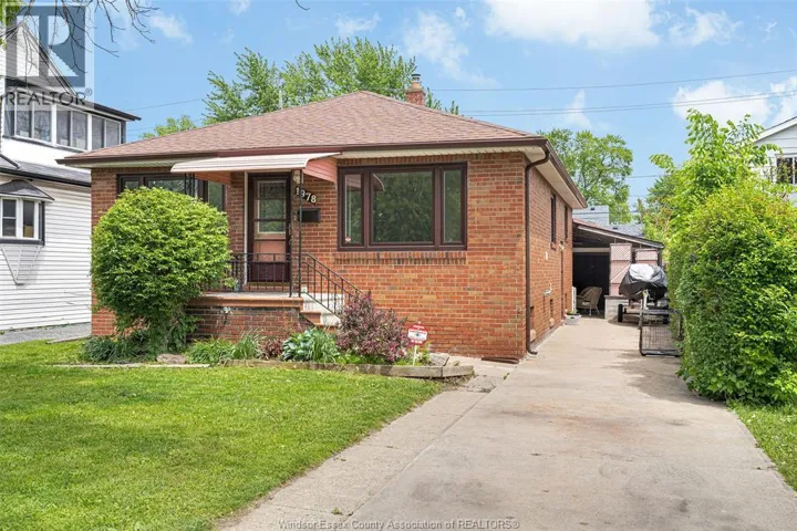 1978 BERNARD ROAD, Windsor, Ontario N8W4R5